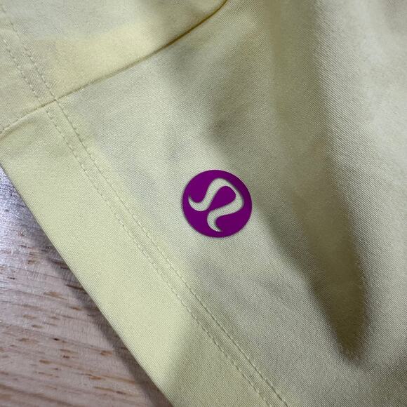 Lululemon Pool Short 7" Light Yellow M7AWWS Men's Size Small Excellent Condition - Picture 5 of 9